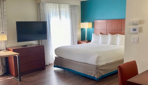 Studio Suite, 1 Queen Bed with Sofa bed, Non Smoking (Hearing Accessible)
