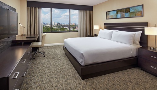 Deluxe Room, 1 King Bed