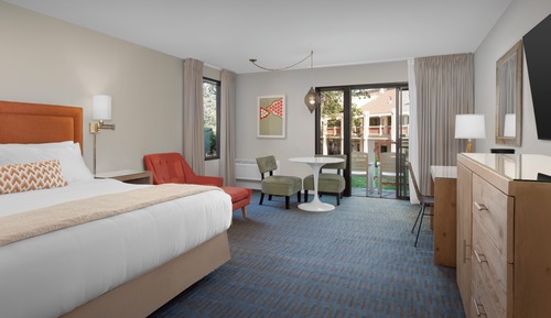 Premium Room, 1 King Bed (Premium King Room)
