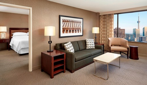 Suite, 1 King Bed with Sofa bed, Non Smoking