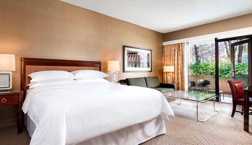 Room, 1 King Bed, Garden View
