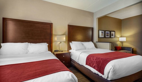 Suite, Multiple Beds, Non Smoking (Double Queen)