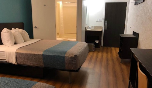 Standard Room, 1 Queen Bed, Non Smoking