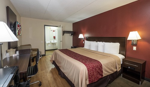 Deluxe Room, 1 King Bed, Accessible, Non Smoking