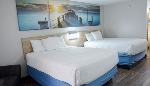 Room, 2 Queen Beds, Non Smoking