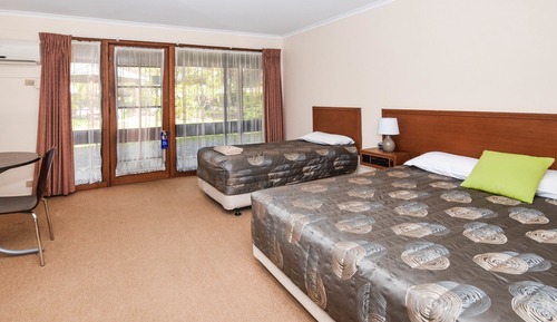 Standard Twin Room, Garden View