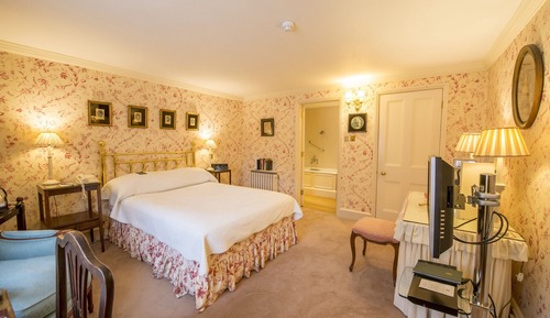 Room, 1 King Bed (Hartwell Court)