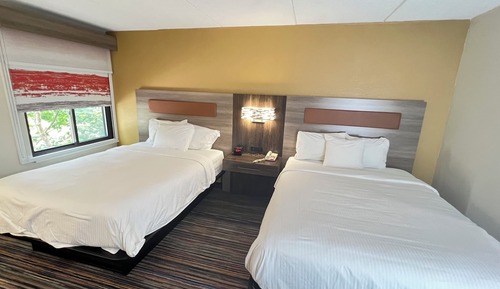 Room, 2 Queen Beds, Accessible, Non Smoking