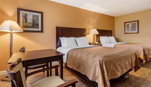 Standard Room, 2 Queen Beds, Non Smoking