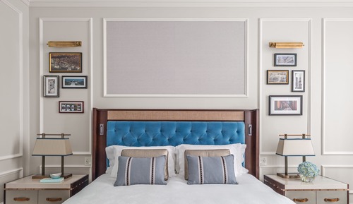 Family Room, 1 King Bed with Sofa bed