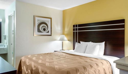 Suite, 1 King Bed, Non Smoking