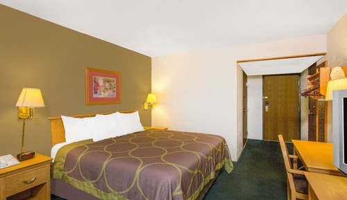Room, Accessible, Refrigerator