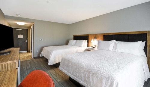Room, 2 Queen Beds, Refrigerator & Microwave