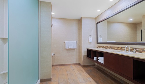 Suite, 1 King Bed with Sofa bed, Balcony