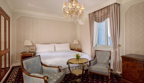 Deluxe Room, 1 King Bed, Non Smoking