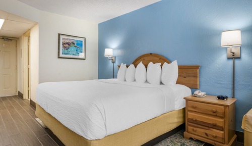 Executive Room, 1 King Bed with Sofa bed, Balcony, Oceanfront