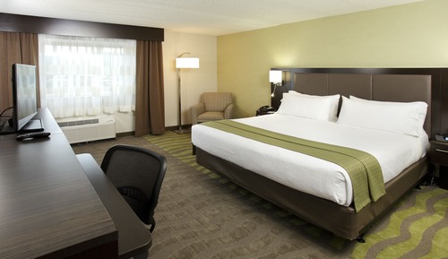 Standard Room, 2 Queen Beds, Accessible Bathtub (Communications)