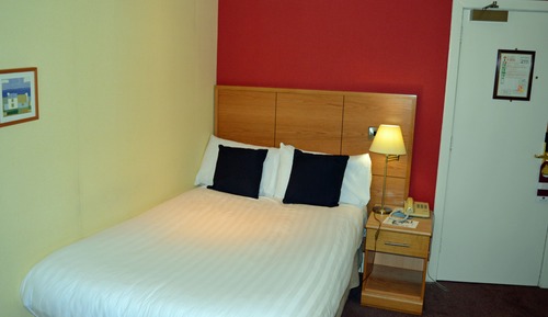 Standard Room, 1 Double Bed, Non Smoking (Small Room)