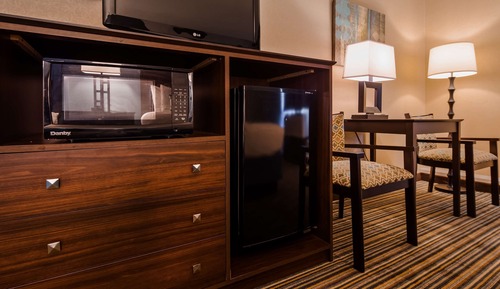 Suite, 1 King Bed, Non Smoking, Jetted Tub