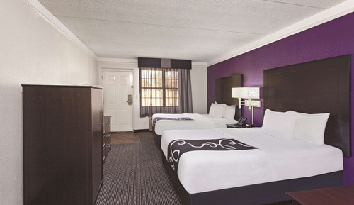 Deluxe Room, 2 Double Beds, Non Smoking