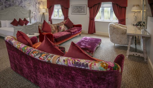 Suite, 1 King Bed, Non Smoking, Jetted Tub