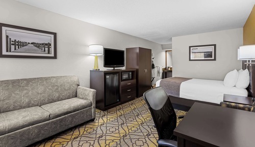 Standard Room, 1 Queen Bed, Accessible, Non Smoking