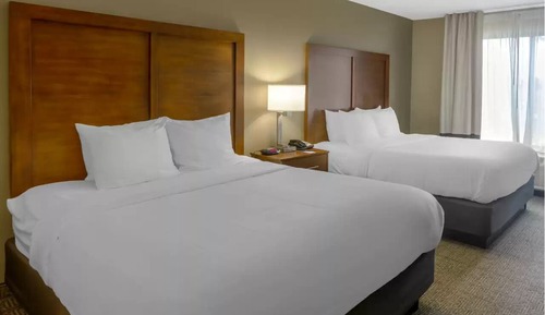 Suite, 2 Queen Beds with Sofa Bed (Non-Smoking)