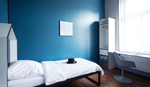 Economy Single Room, Shared Bathroom
