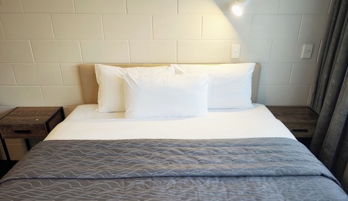 Downstairs King Studio