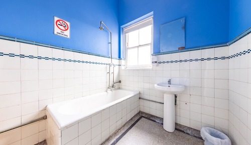 Twin Room with Shared Bathroom