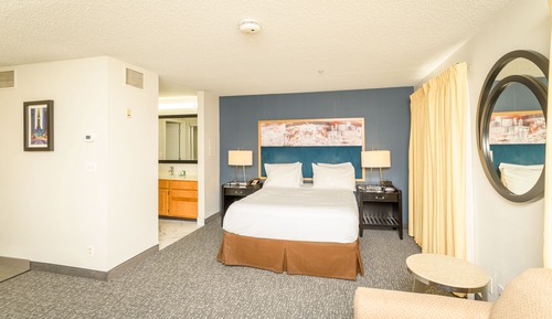 Studio, 1 Queen Bed with Sofa bed, Accessible