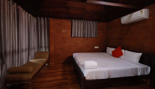 Traditional Room, 1 Bedroom, Balcony, Mountain View