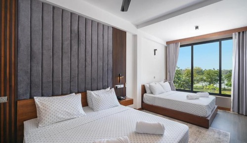 Deluxe Quadruple Room