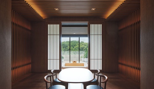 Cabin X Clipper Springhouse (A SPIRIT OF JOURNEY Free Access for 4 + 1 Free parking)