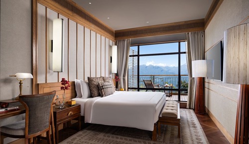 Luxury Suite, Balcony (Himalayan View)
