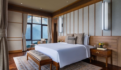 Presidential Suite (Himalayan View)