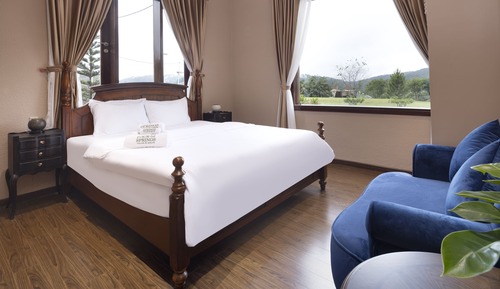 Superior Double Room, 1 King Bed, Garden View