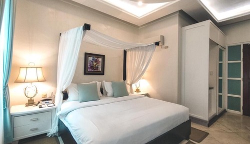 Junior Suite (Garden View)