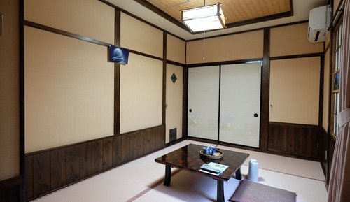 04, Japanese-Style Room (Watasuge)