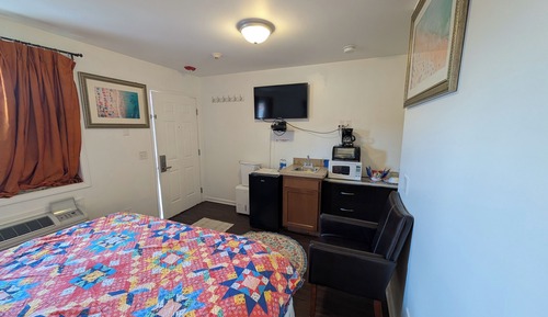 Handicap Accessible King Size Bed
