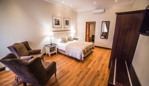 Queens Court Self Catering