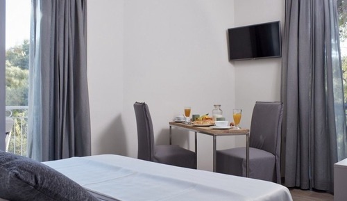 Family Suite (Forest View)