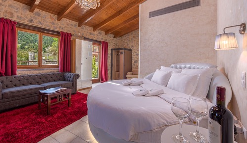 Junior Chalet (Artemis)