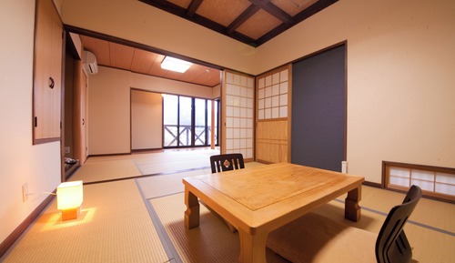 Standard Japanese Style Room Half board, Non Smoking