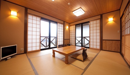 Superior Flat Room, Japanese Futon, Non Smoking (Room Only)