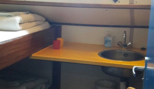 Basic Twin Room, Shared Bathroom