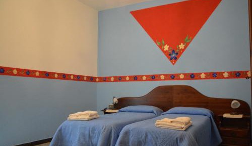 Twin Room with Private Bathroom