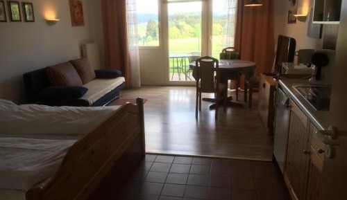 Apartment with Garden View