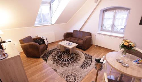 Apartment (2 Adults)
