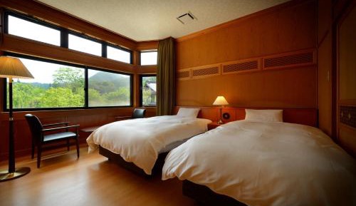 Family Room with Tatami Area